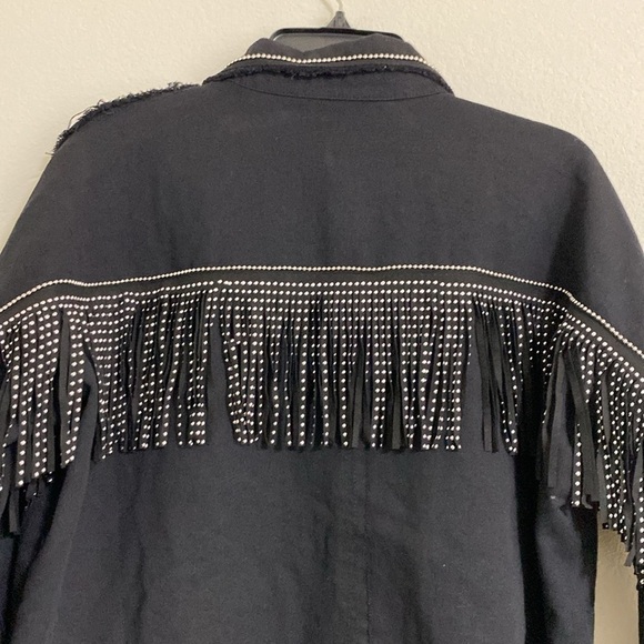 New! NWOT Casual Frayed Black Denim Jacket Studded Fringe - Picture 7 of 10